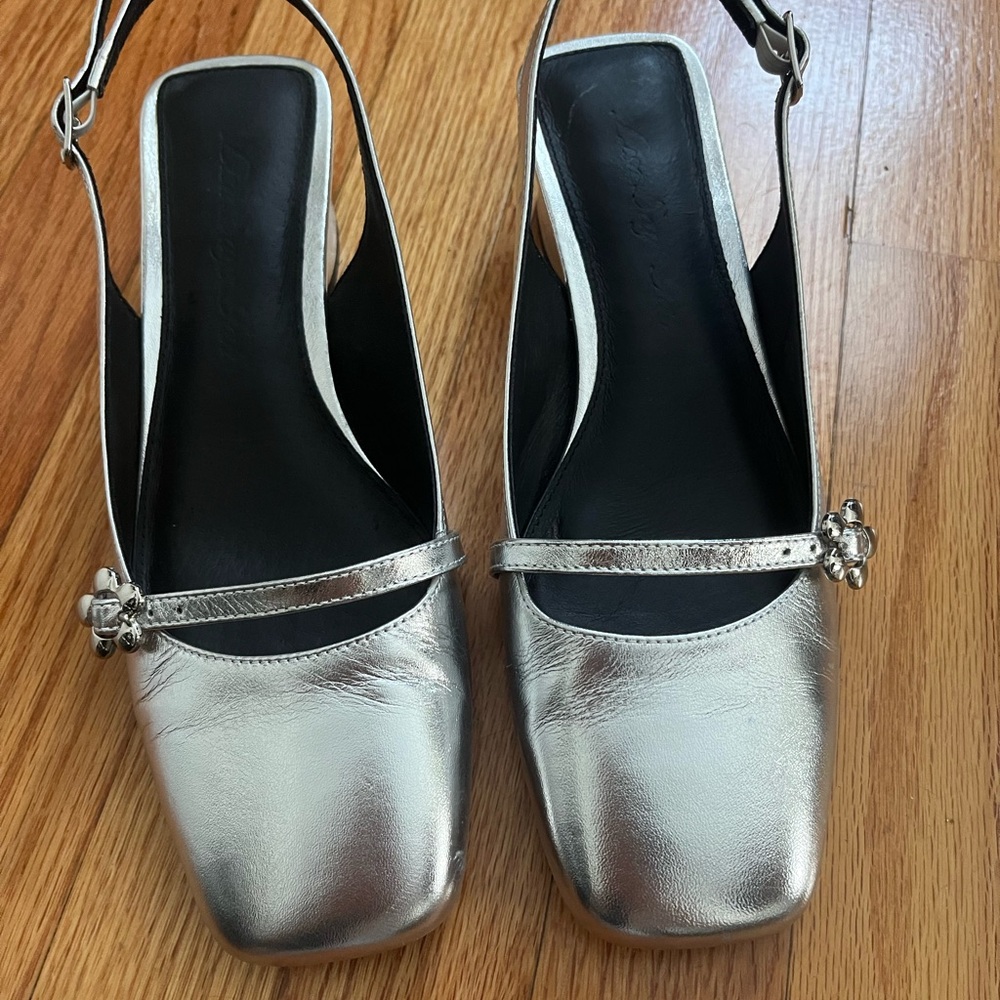 Lisa Says Gah Silver Mackie Heels
